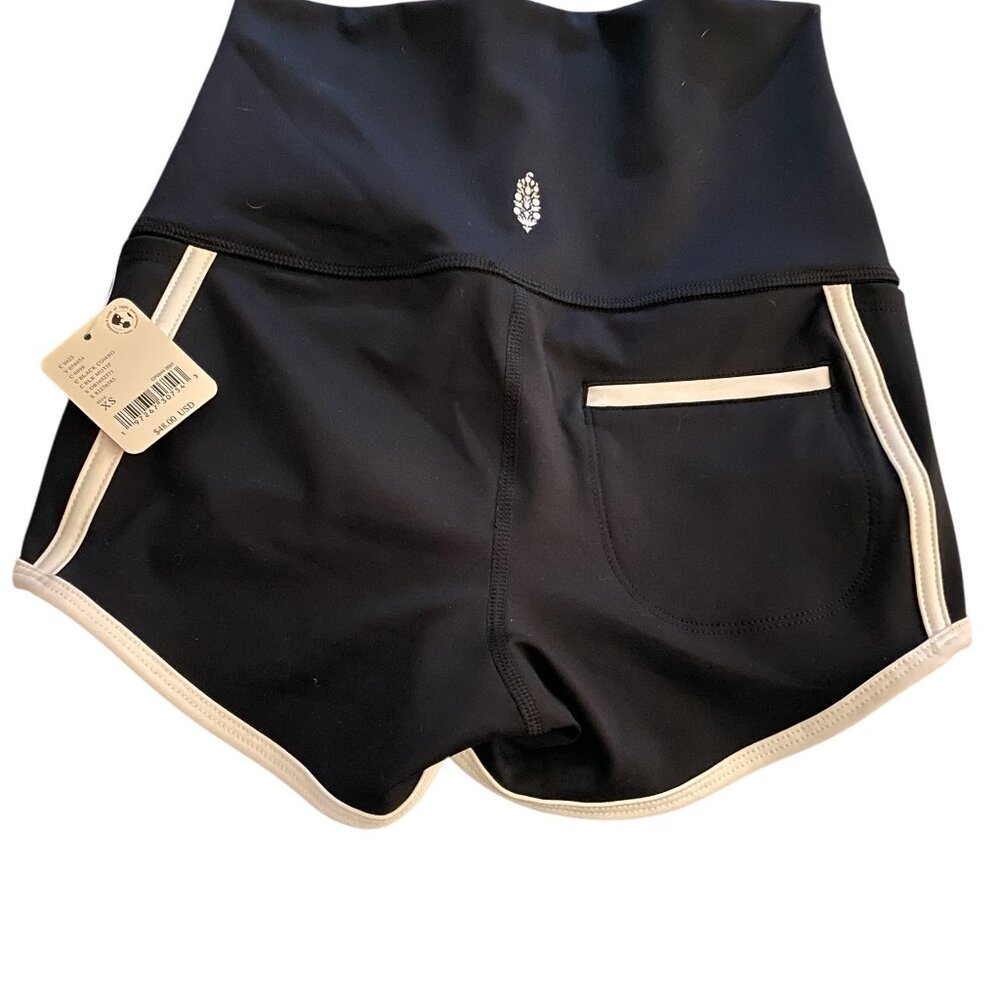 NWT Free People FP Movement Island Time Shorts XS Black White $48 - Picture 7 of 13